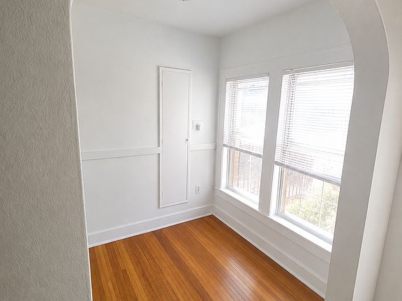 5th image of 372 Cleveland Ave N #668he139c