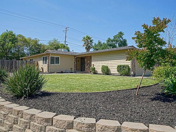 4th image of 2218 Lee Way