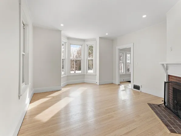 107 Water St #107, Framingham, MA 01701