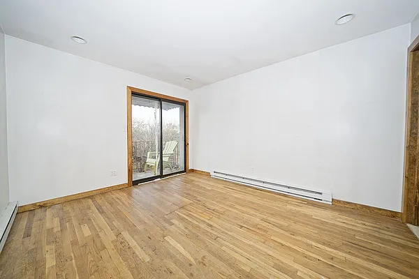 Rented by Level Group | media 12