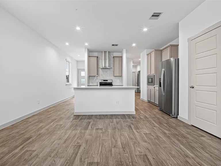 12820 Tokenhouse Ln — Photo 5