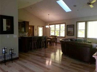 2809 Old Orchard Rd NE, Cedar Rapids, IA 52402