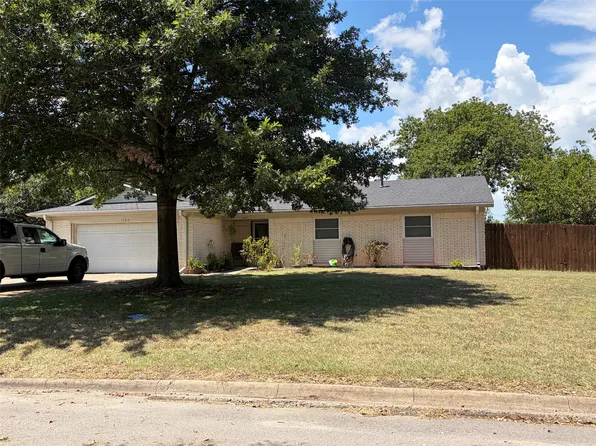 1309 Tamarisk Dr, Mexia, TX 76667