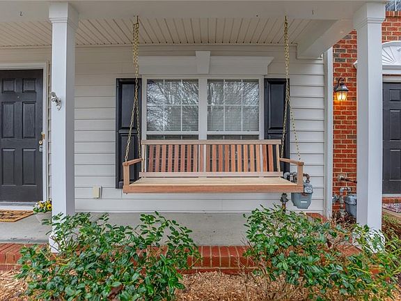 2nd image of 6737 N Grand Brook Cir