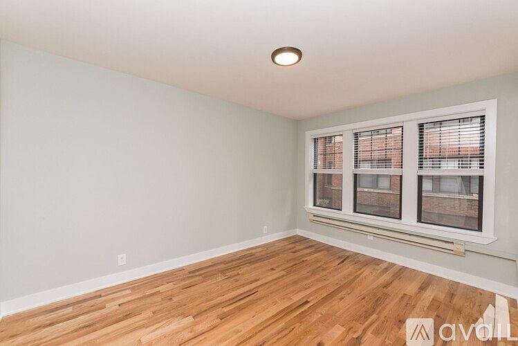 1st image of 4407 N Wolcott Ave #4419B2