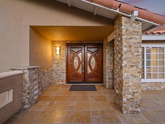 5th image of 1405 Cuyamaca Ave