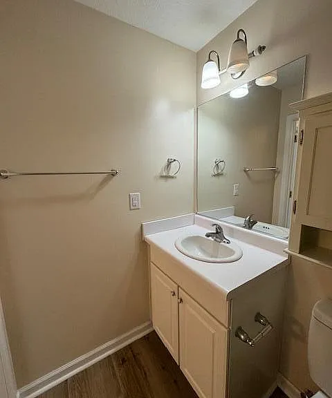 550 Date Palm Cir — Photo 10