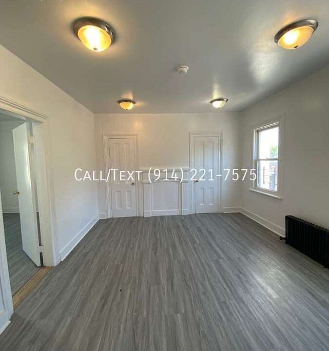 1st image of 126 Oliver Ave #2