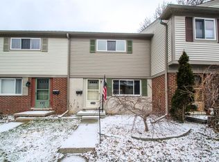 3274 Williamsburg Rd, Ann Arbor, MI 48108