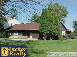 115 Lane 650d Snow Lk, Fremont, IN 46737