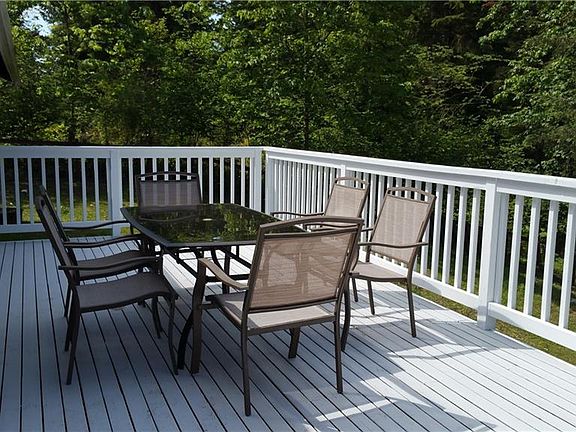 3rd image of 13636 Thistledown Ln SE
