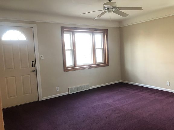 4th image of 13479 Superior St