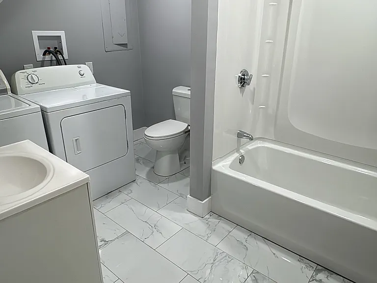 773 Pleasant St #4 — Photo 3