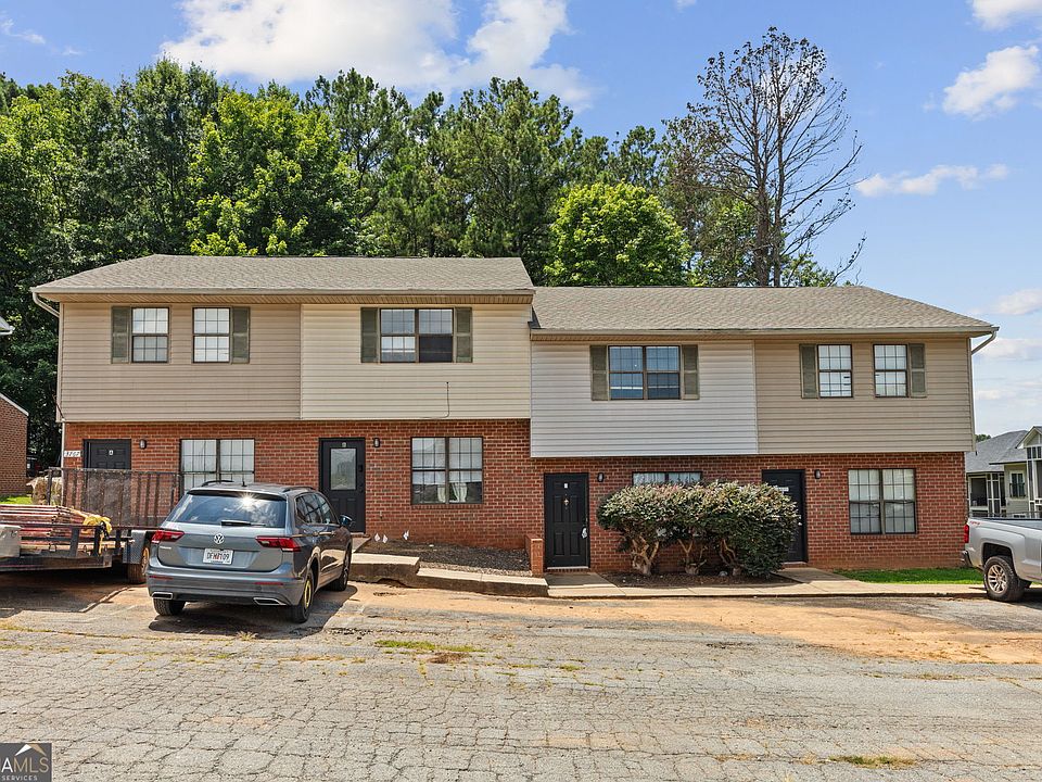 1st image of 3767 Oakwood Hills Dr