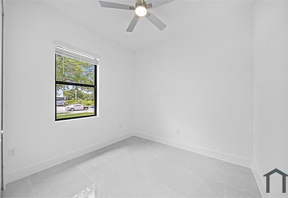 4th image of 403 Bell Blvd S #33974