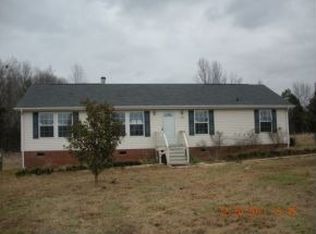 920 George Roberson Ln, Graham, NC 27253