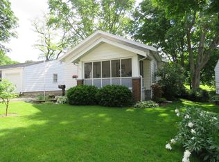 1306 S Linden St, Normal, IL 61761