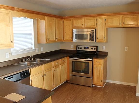 4th image of 275 Meigs Dr