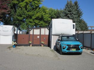 415 Commonwealth Rd #18, Duck Lake 7, BC V4V