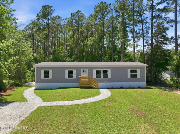 317 N Red Maple Court, Swansboro, NC 28584
