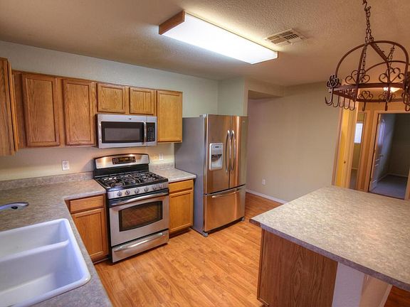4th image of 9914 E Rocky Vista Dr