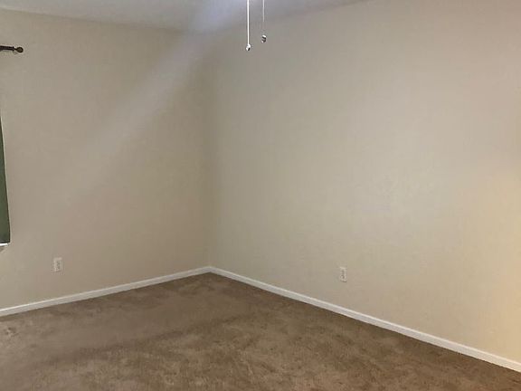 5th image of 432 Edgehill Ln Unit 25