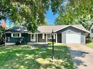 117 E Oak St, Redwood Falls, MN 56283