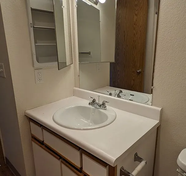 Treehill Commons — Photo 15