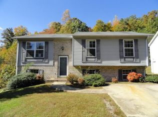 1104 Smith Lake Rd, Martinsville, VA 24112