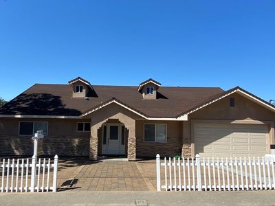 1051 Waring St, Seaside, CA, 93955