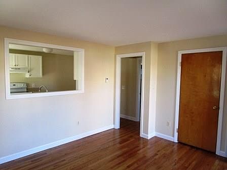 5th image of 1 Fairbanks Ave #1