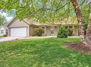 3285 Bridgewater Dr, Shiloh, IL