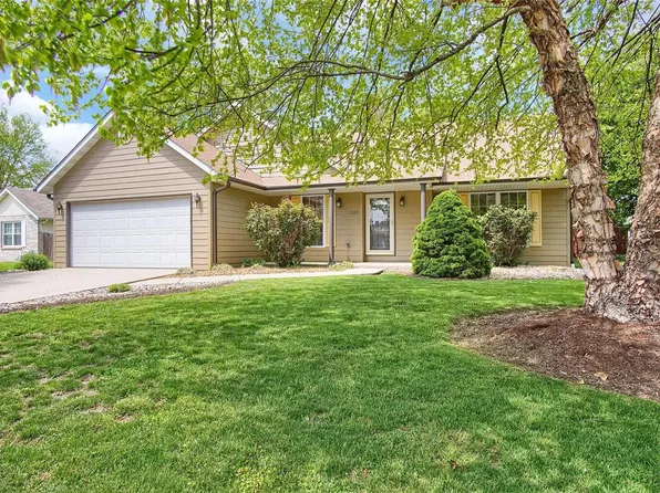 3285 Bridgewater Dr, Shiloh, IL 62221