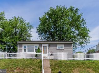 1231 E Caracas Ave, Hershey, PA 17033