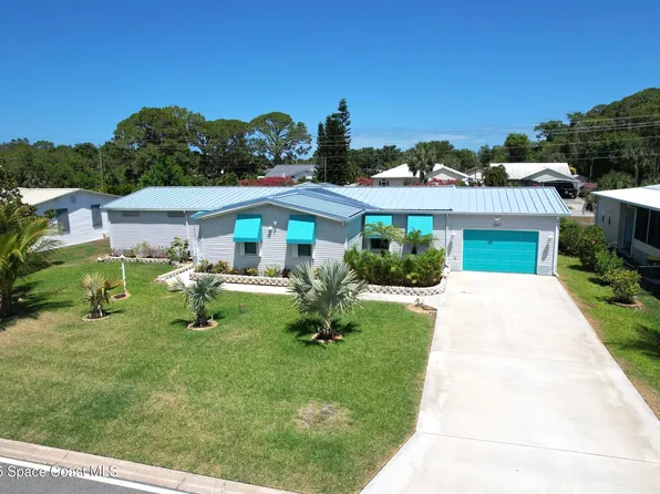 1047 Sebastian Rd, Barefoot Bay, FL 32976