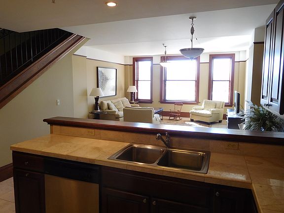 4th image of 1280 Market St #303