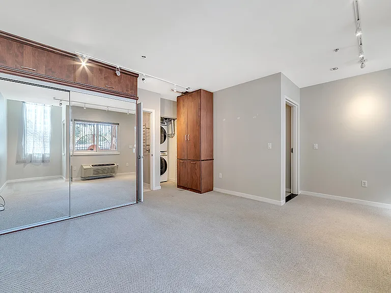 350 N 2nd St #137 — Photo 6