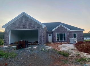 11208 Percy Dr, Tanner, AL 35671