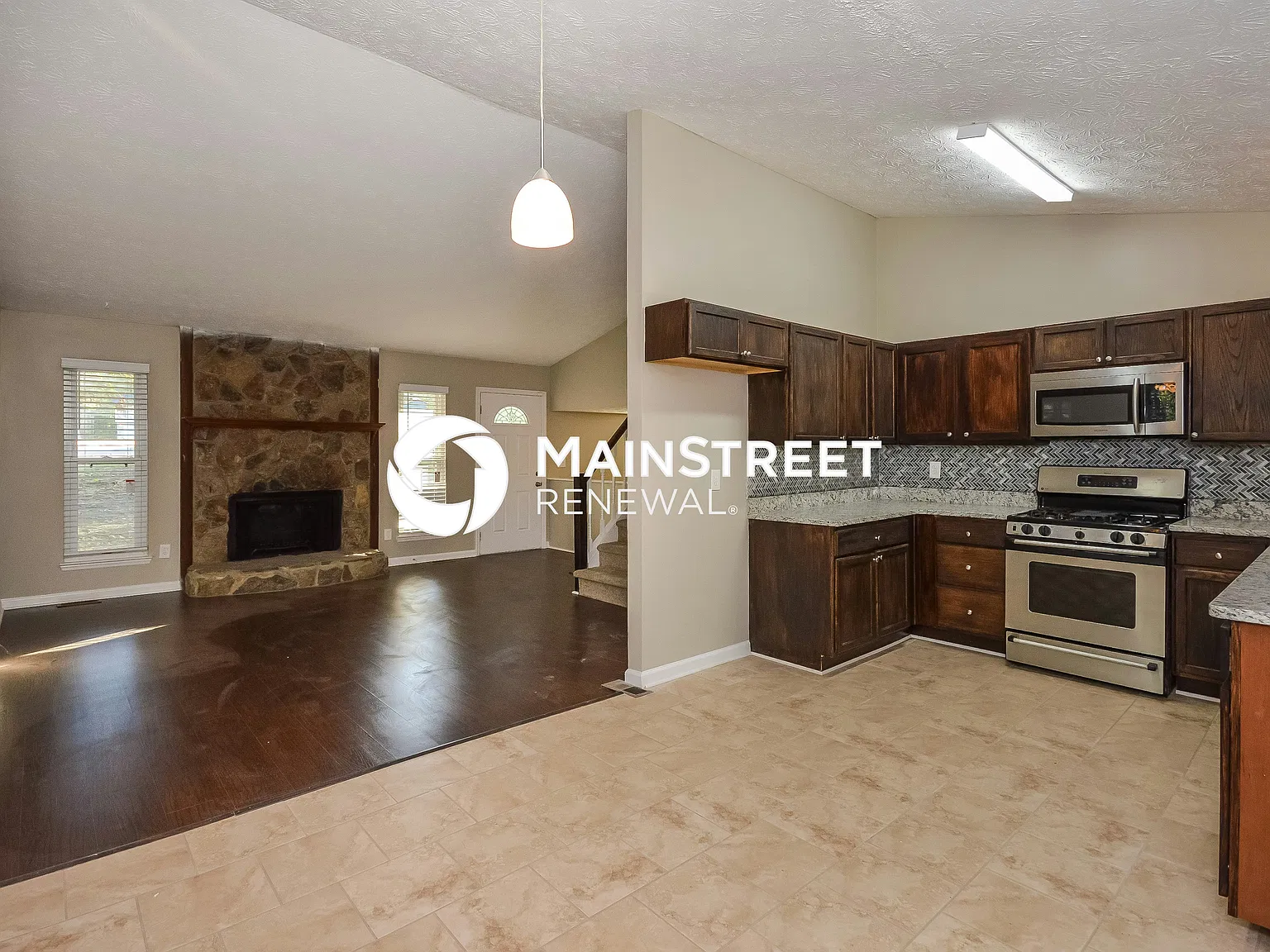 400 Doe Ct — Photo 3
