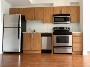 429 Kent St #216, Ottawa, ON K2P 1B5