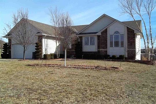 1st image of 440 N Meadowlark Dr