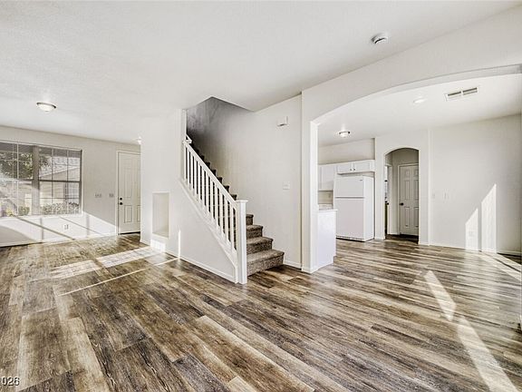 5th image of 5018 Droubay Dr