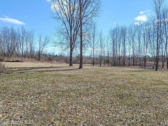 3rd image of 1746 N Baldwin Rd