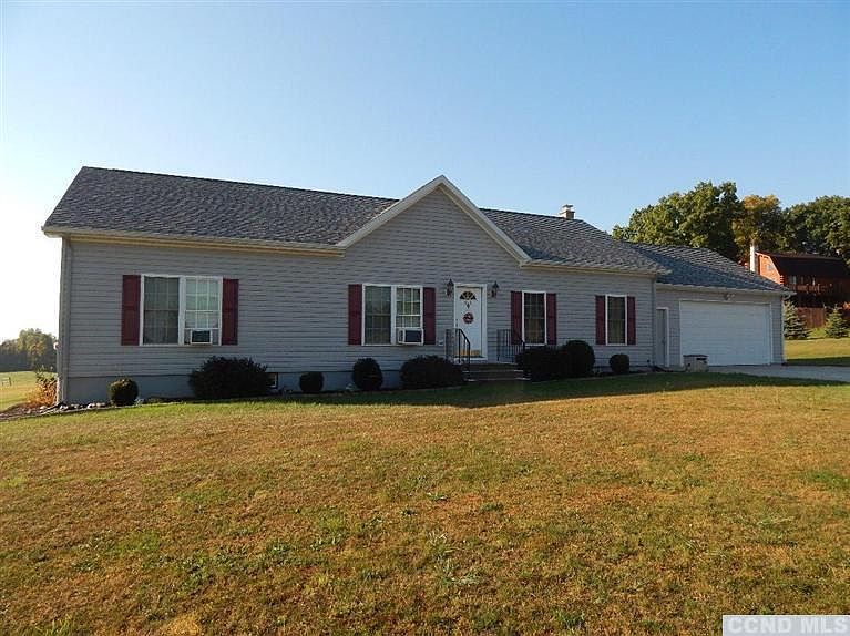 1st image of 61 Cedar Ln