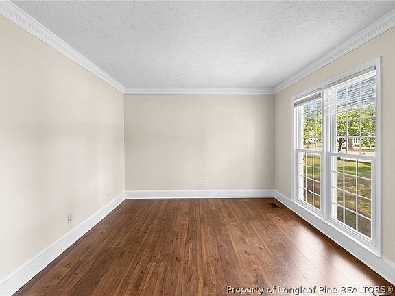 5th image of 3615 Thorndike Dr