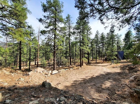 400 Spruce Loop, Jemez Springs, NM 87025