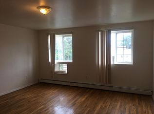 715 E 215th St #2, Bronx, NY 10467