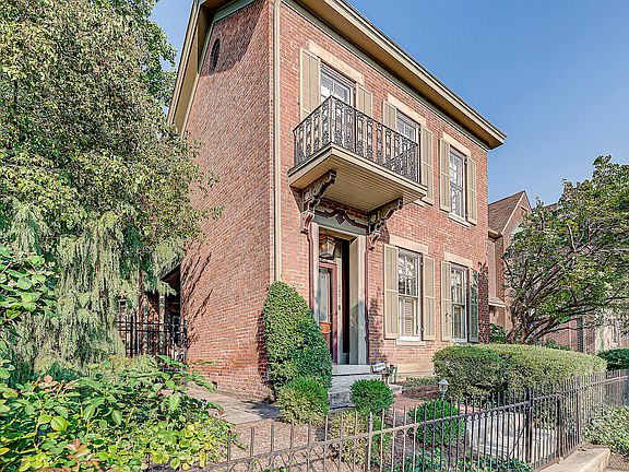 3rd image of 342 N College Ave