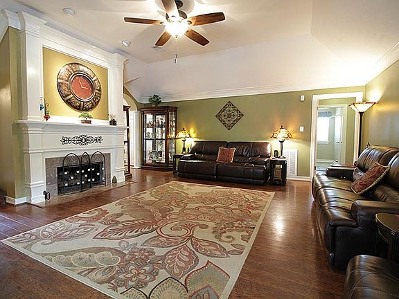 5th image of 20819 Magnolia Brook Ln
