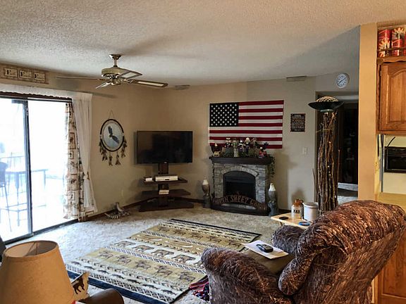 4th image of 130 Wilshire Dr Unit 25
